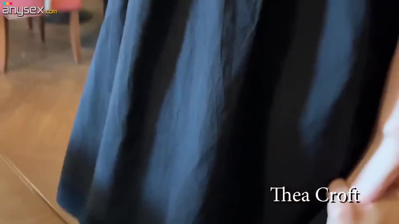 My girlfriend gave me a blowjob in the restaurant toilet Free Porn Videos | ePornAny.