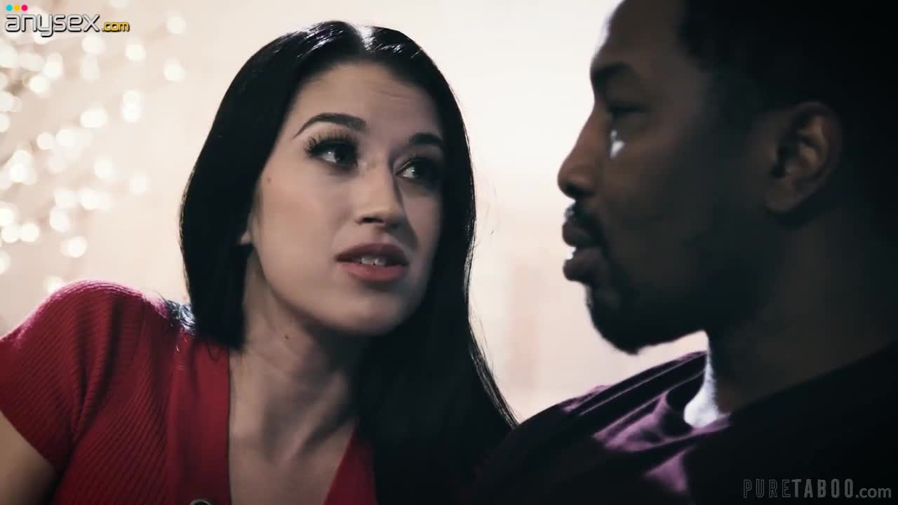 White GF Alex Coal is fucked by hot blooded black boyfriend Isiah Maxwell Free Porn Videos | ePornAny.