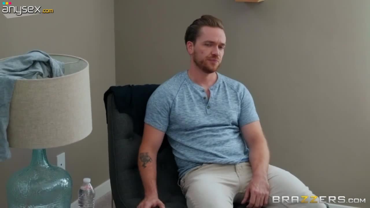 Doing laundry with big tittied stepmom Cherie Deville Free Porn Videos | ePornAny.