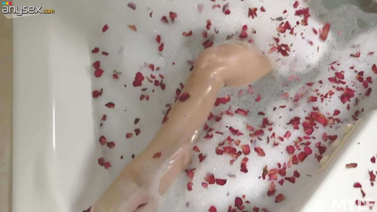 Erotic beauty or unforgettable sex with big titied babe Katie Morgan Free Porn Videos | ePornAny.