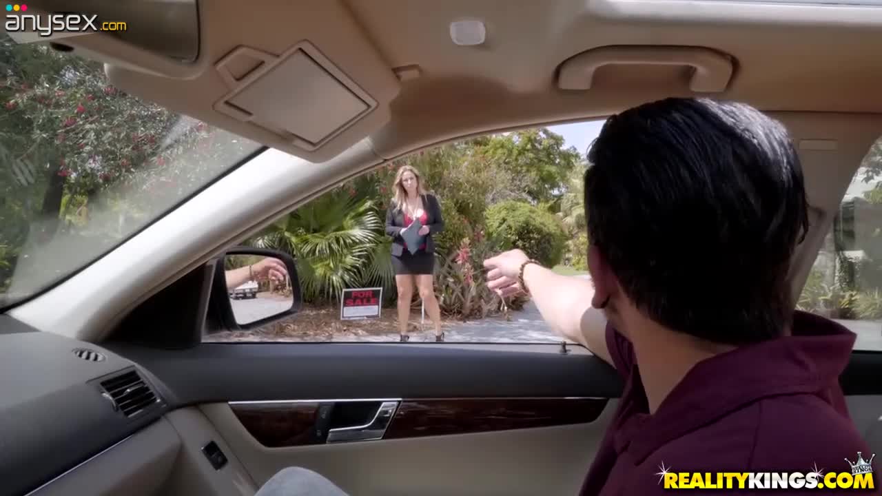 Young man picks up super hot milf Eva Notty and fucks her on sex swing Free Porn Videos | ePornAny.