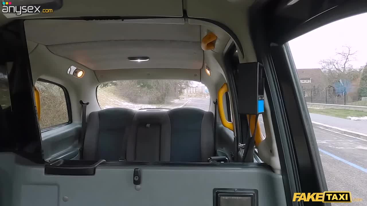 Gorgeous blonde knew how the taxi ride was going to end Free Porn Videos | ePornAny.