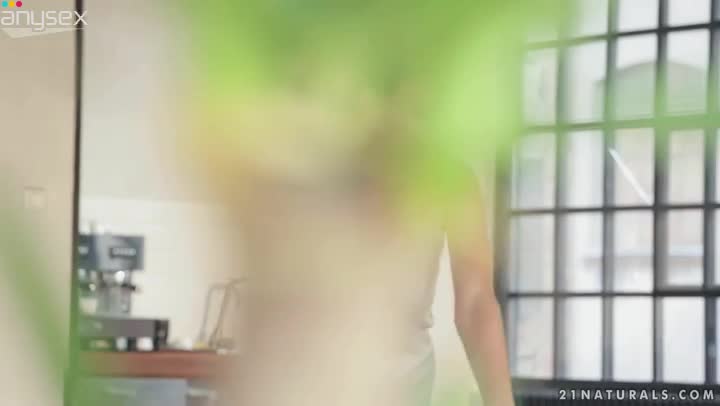 Tempting girl with cute fresh face is giving hot blowjob Free Porn Videos | ePornAny.