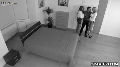 Two escort babes Christen Courtney and Angel Blade cum swapping after threesome sex