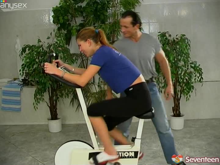 Sporty chick gets fucked by fitness instructor Free Porn Videos | ePornAny.