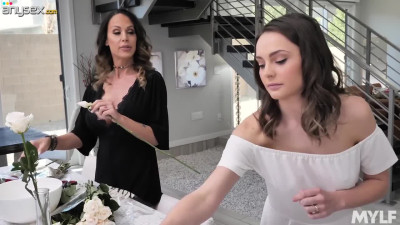 Stunning milf McKenzie Lee is fucking pretty stepdaughter