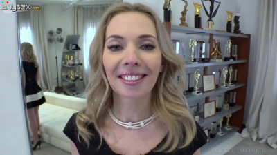 Ukrainian tour guide Alexa shows her talents in casting XXX video