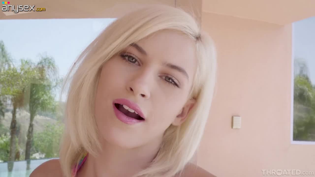 Petite blonde Kiara Cole tries to cope with a huge dick attacking her throat Free Porn Videos | ePornAny.