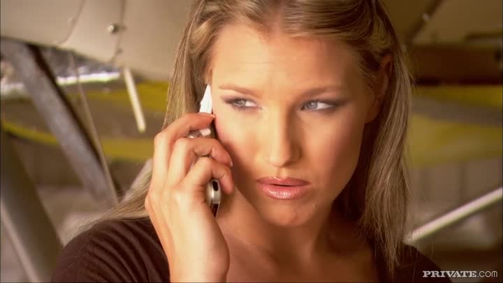 Two red hot babes Sonia Carter and Simonne Style sucking one dick Free Porn Videos | ePornAny.