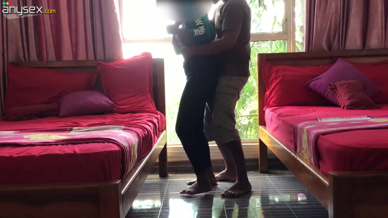Passionate homemade video fuck from SriLanka Free Porn Videos | ePornAny.