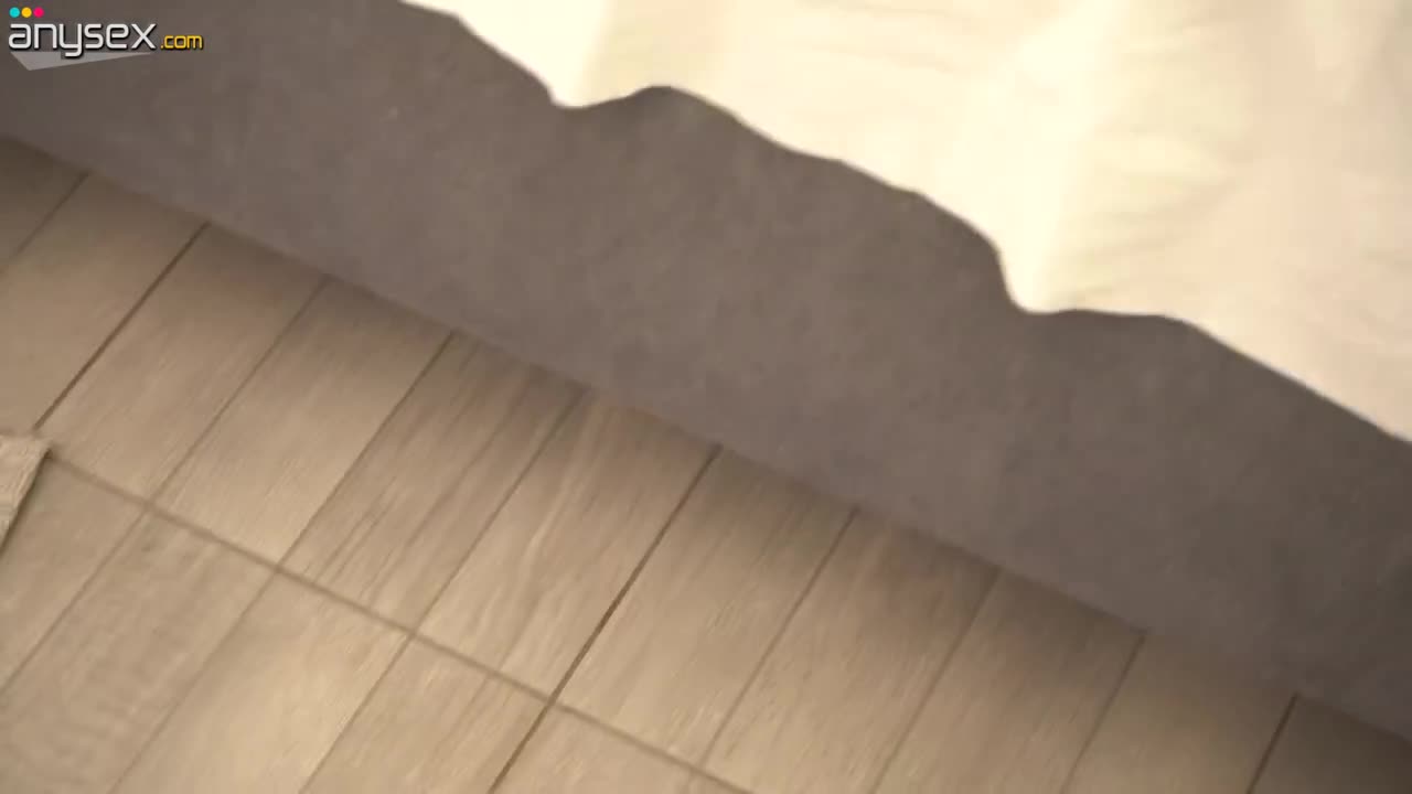 Big booty Italian has her juicy mouth and pussy drilled Free Porn Videos | ePornAny.