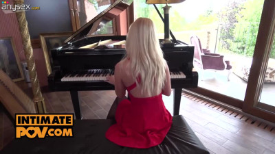 Small tits blonde in stockings gets fuck on paino chair