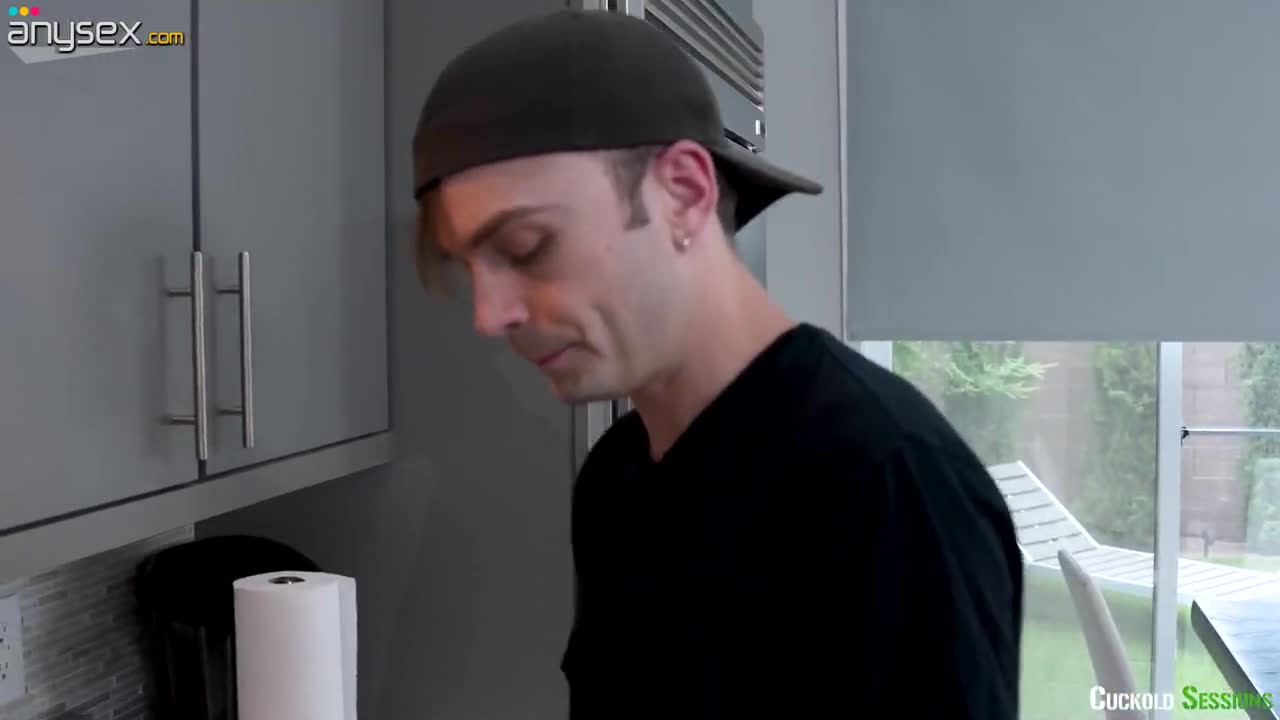 Curvy babe pays with her pussy to the maintenance guy while bf is watching Free Porn Videos | ePornAny.