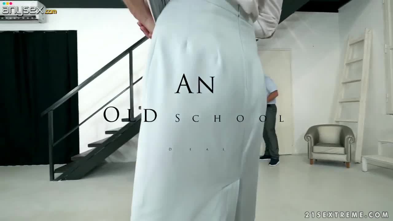Whorish granny Viol has an affair with hot blooded young dude Free Porn Videos | ePornAny.