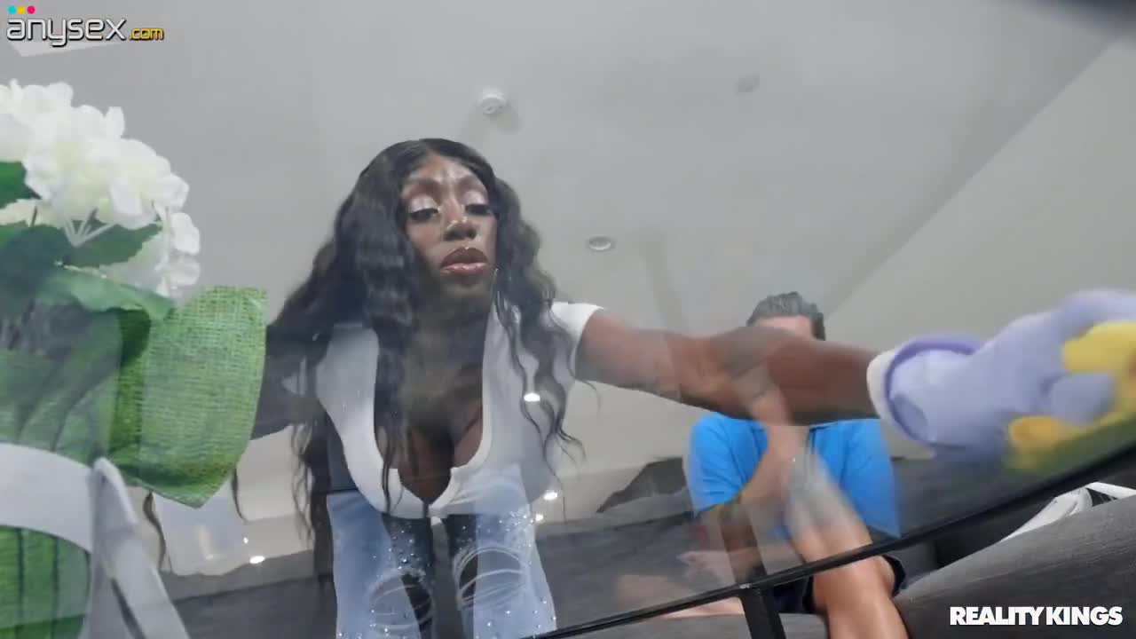 Curvy black cougar desires young white dick Free Porn Videos | ePornAny.