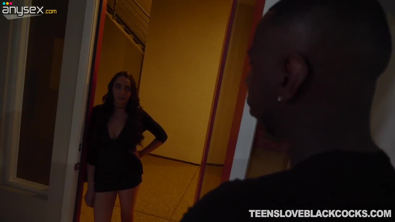 Killing hot white chick is eager for big black dick of her neighbor Free Porn Videos | ePornAny.