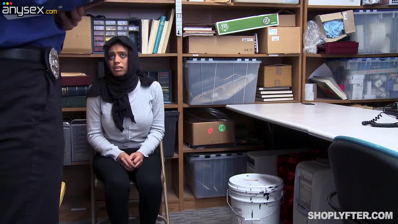 Shoplifting Arab babe in hijab Ella Knox gets her pussy punished in the back room Free Porn Videos | ePornAny.