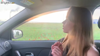 Russian teen Hitchhiker paid for a ride with a blowjob