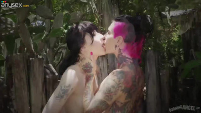 Tattooed whore Charlotte Sartre is finger fucking slutty emo girlfriend