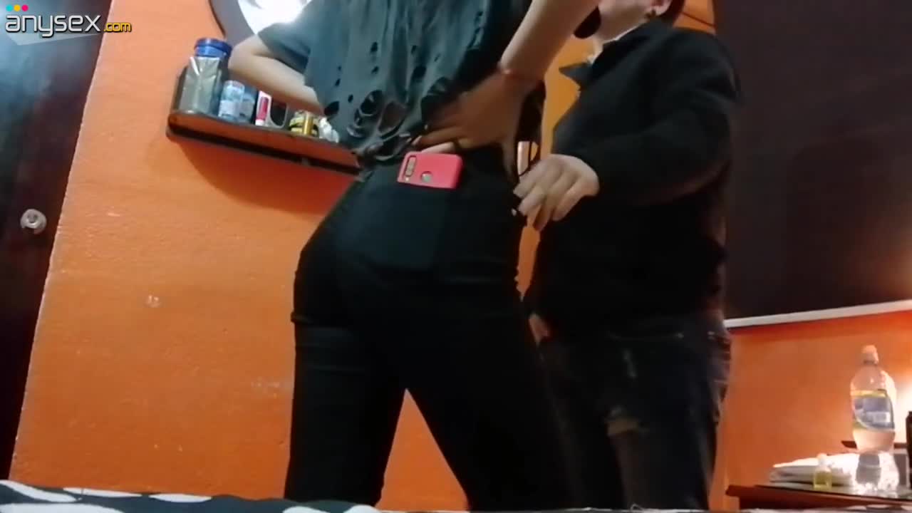 Young Latina gets her pussy finger fucked by one stranger masseur Free Porn Videos | ePornAny.