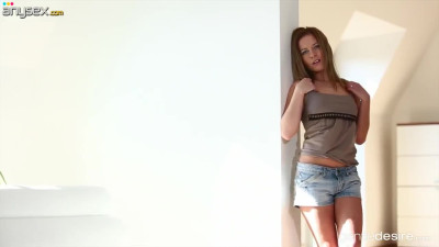 Juicy teen Leony April gets fucked one sunny day