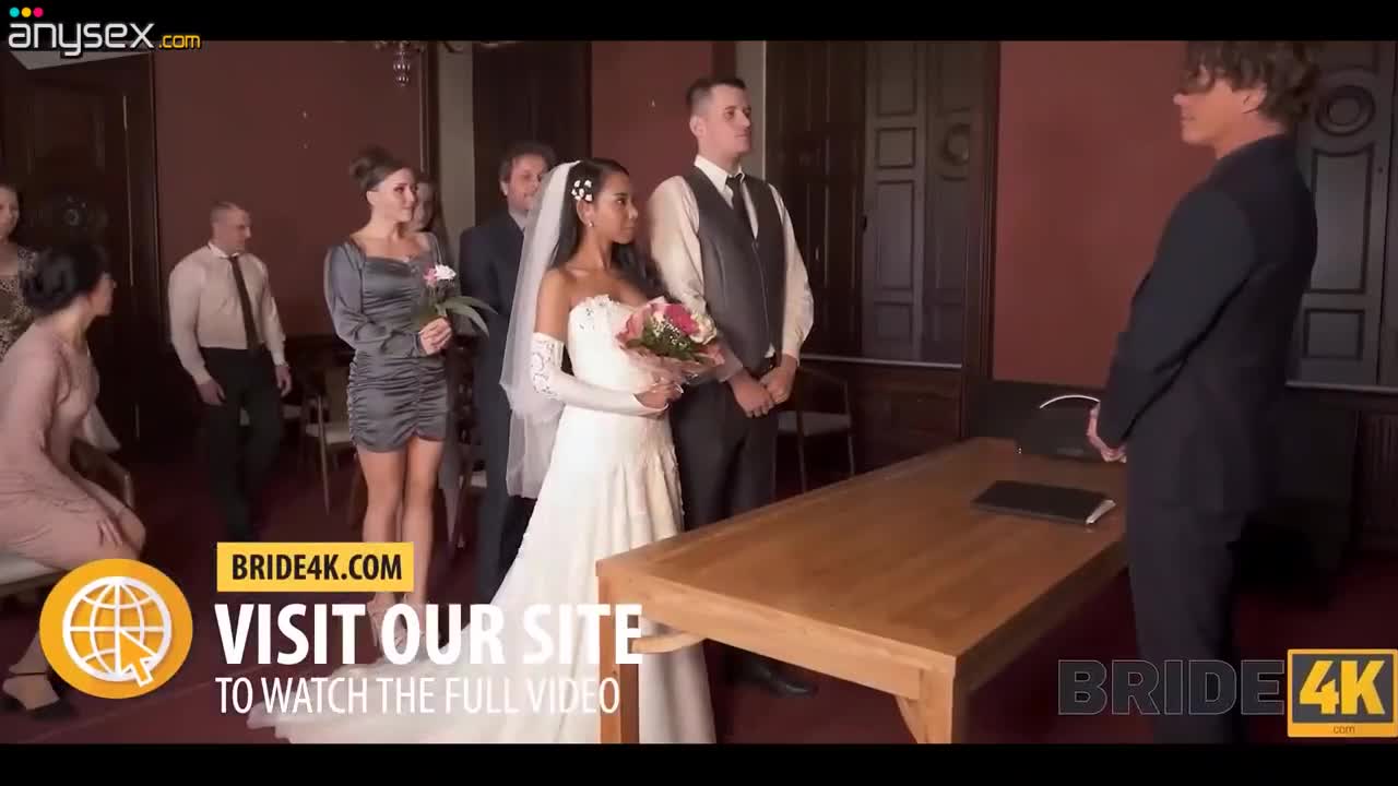Bride's last infidelity in a taxi on the way to her fiance Free Porn Videos | ePornAny.