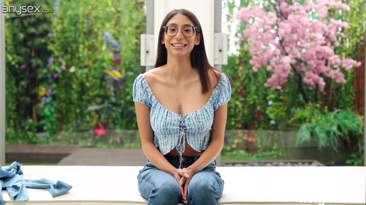 Two teens compete for the lead role at their first BBC casting Free Porn Videos | ePornAny.