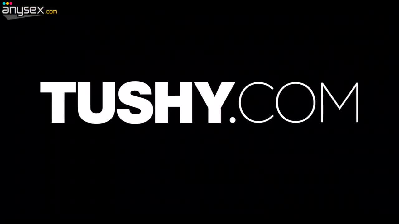 Hot Wife Leia Christina DP fucked b hubby and his best friend - Tushy Free Porn Videos | ePornAny.